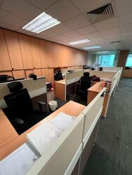 Oue Downtown (D1), Office #618130381